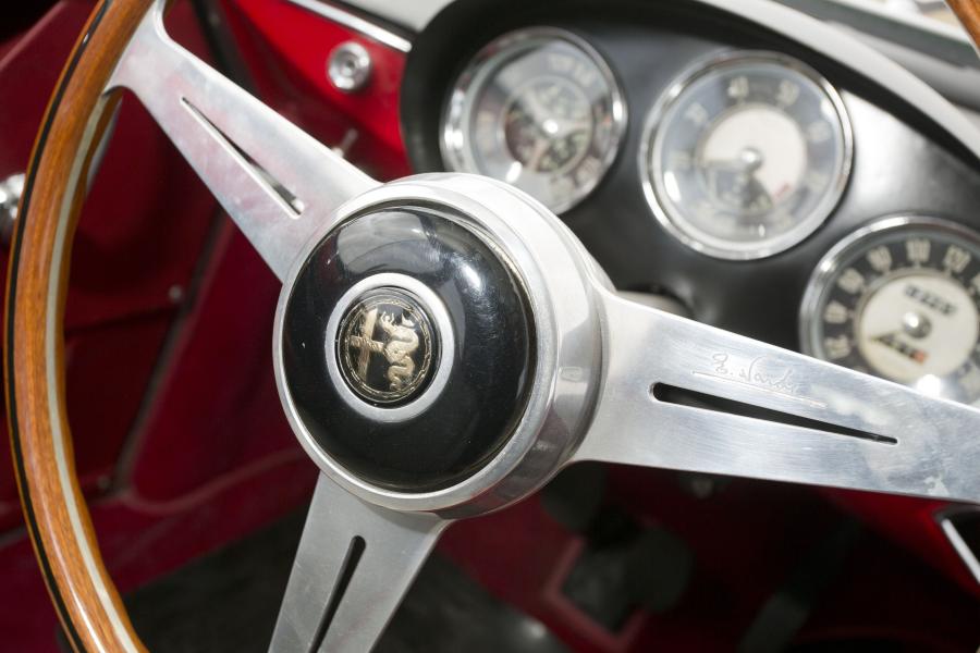 Панель приборов Alfa Romeo Giulietta Sprint Veloce Alleggerita (750) 1956 года  (фото 11 из 33)